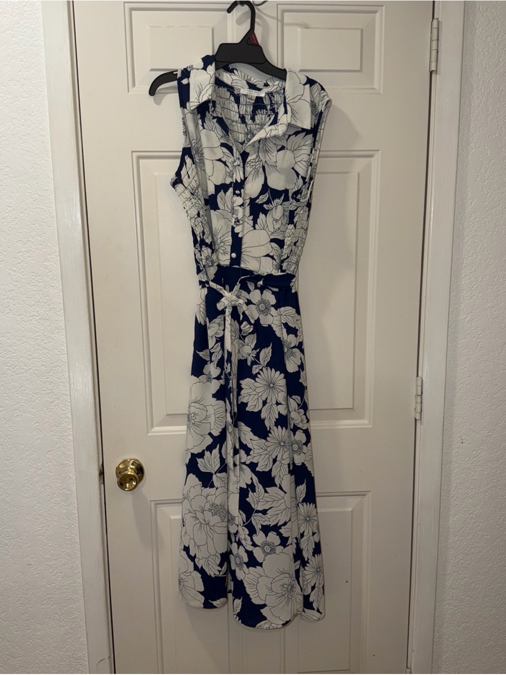 LONDON STYLE COLLECTION Sz 8 V-Neck Blue Floral A-Line Maxi Dress